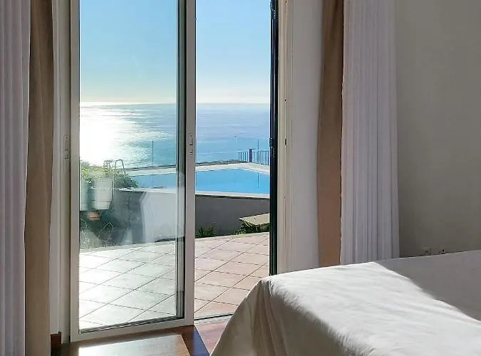 Neves By Bca Villa Funchal