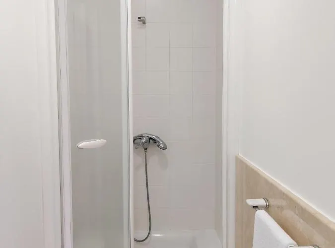 Neves By Bca * Funchal